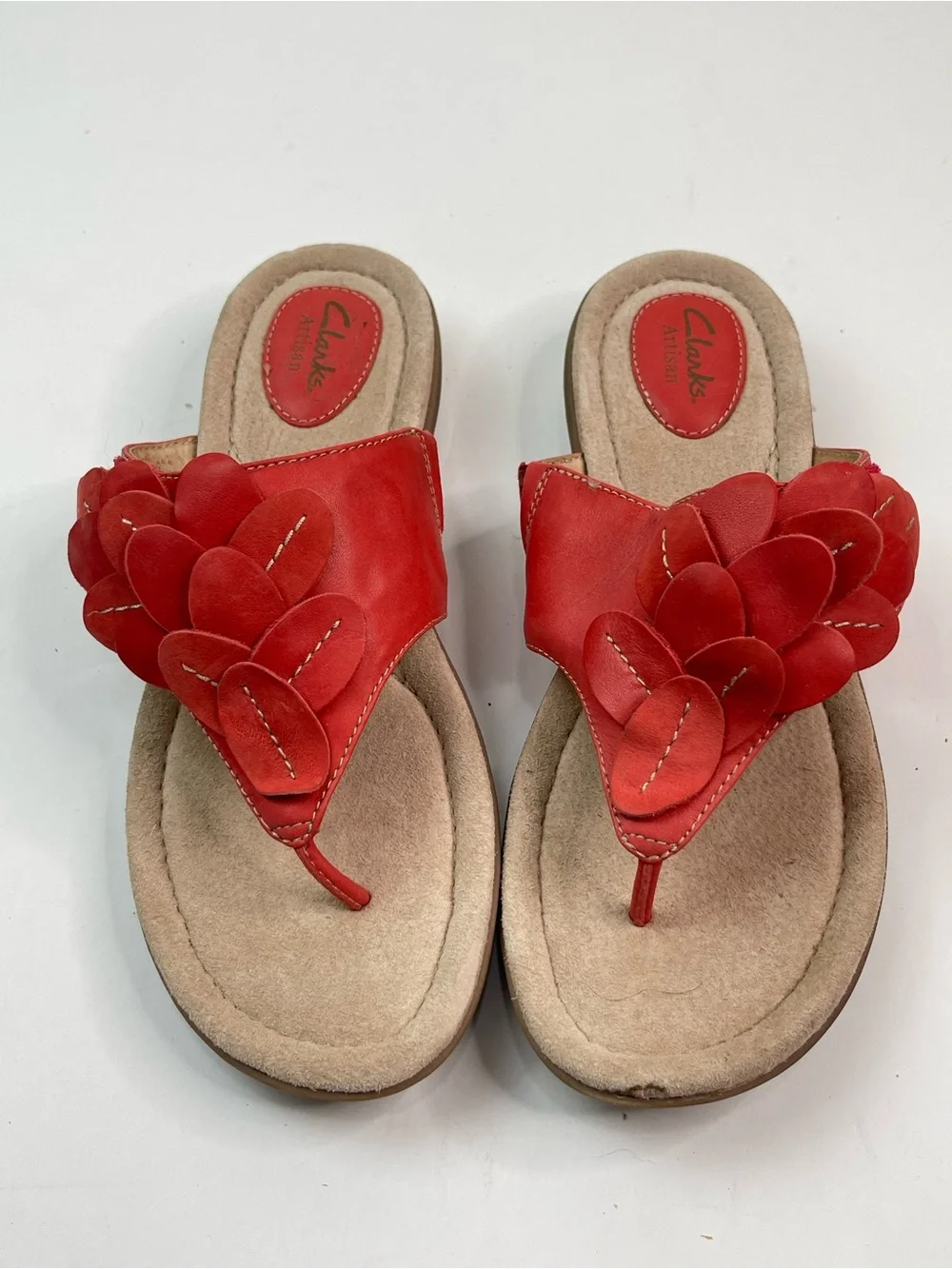 Clarks Brynn Coral Red Leather Floral Thong Sandals Flip Flops Women's SIZE 10 M